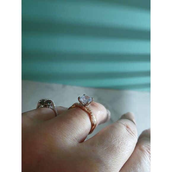 18K Rose Gold Plated Princess-Cut Moissanite Twisted Vine Ring – High Sparkle - Picture 7 of 11